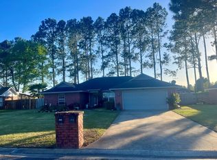 1916 Salisbury Way, Hinesville, GA 31313
