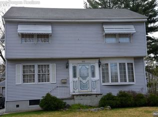 181 Vanderburgh Ave, Rutherford, NJ 07070