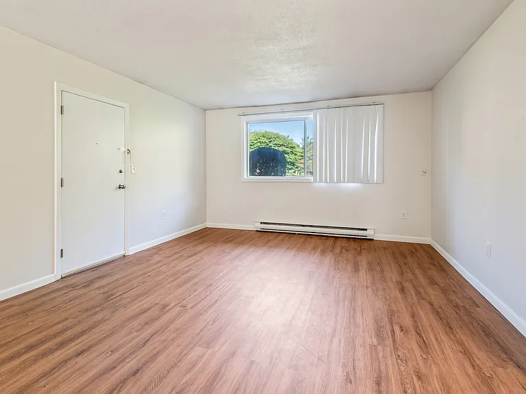 121 Bailey St #D31 — Photo 17