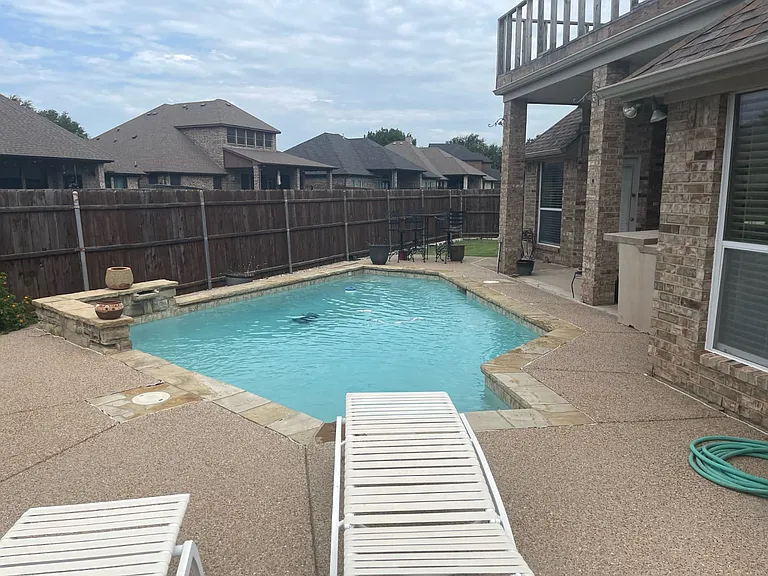 10717 Greenview Ct — Photo 16