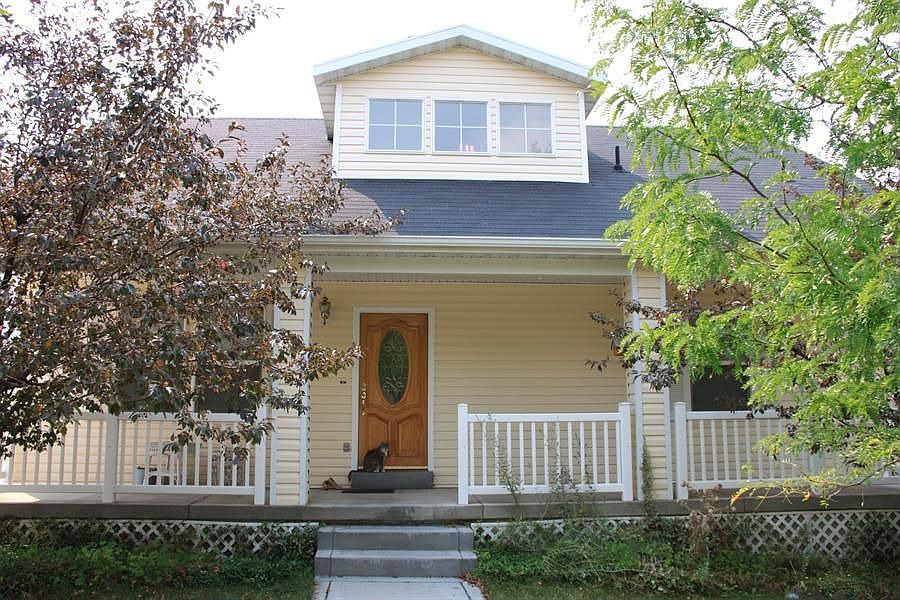 1st image of 1521 N Candellaria Dr