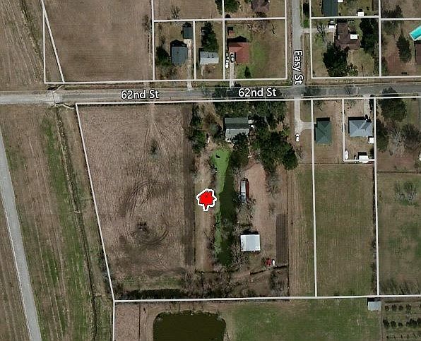 2nd image of 3300 62nd St