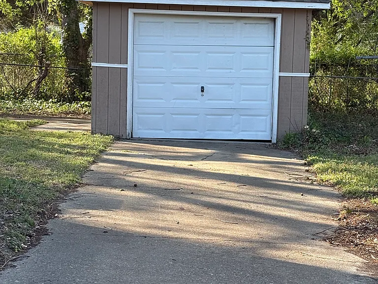 723 South Ave — Photo 3