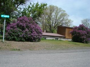 747 W 2nd N, Saint Anthony, ID 83445