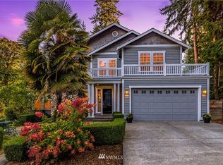 9335 SE 68th St, Mercer Island, WA 98040