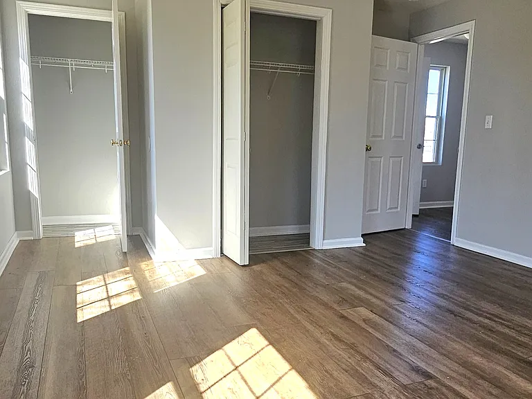 129 Main St #B2 — Photo 10