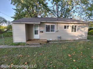 32316 Ogemaw St, Westland, MI 48186