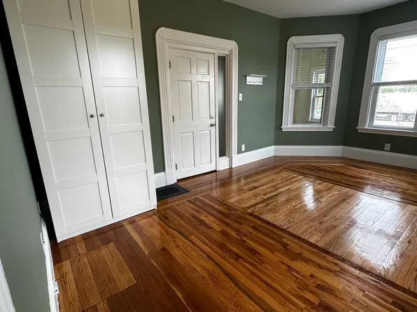 22 Federal Ave #1, Quincy, MA 02169