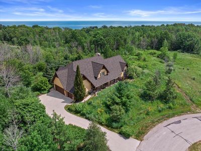 824 Trillium COURT, Grafton, WI, 53024