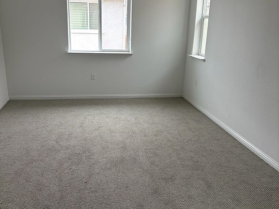 3rd image of 15914 Brownstone Ave
