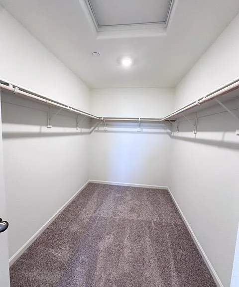 3285 Lourdes Ave — Photo 10