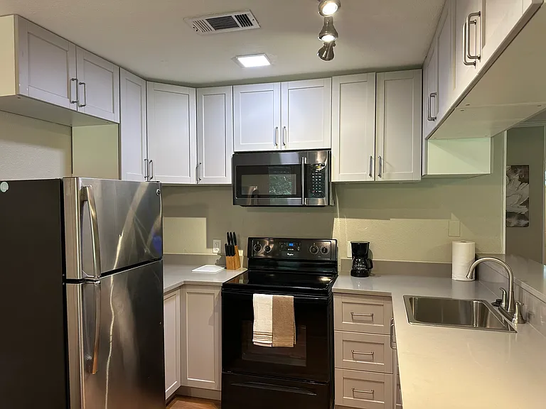 1607 Sagebrush Trl — Photo 31