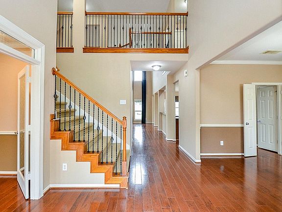 3rd image of 13610 Cypress Heath Ct