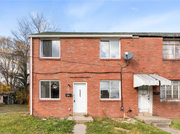 5401 Wilson Ct, Clairton, PA 15025