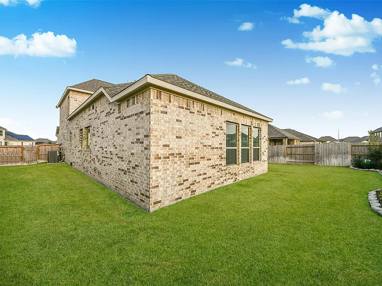 2901 Apple Rose Ln — Photo 40