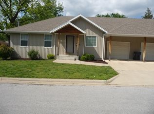 327 S Pickwick Ave #B, Springfield, MO 65802