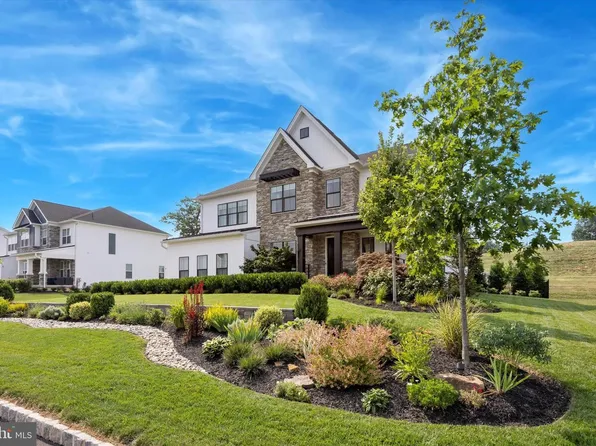 2617 Hawthorn Dr, Eagleville, PA 19403