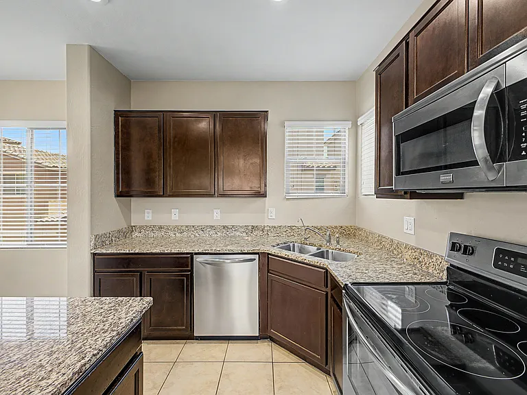 1947 N 77th Gln — Photo 11
