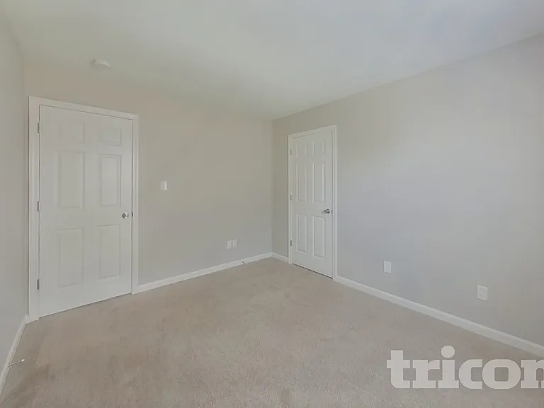 6129 Whispering Brook Ct — Photo 11