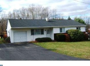 7616 S Main St, Coopersburg, PA 18036