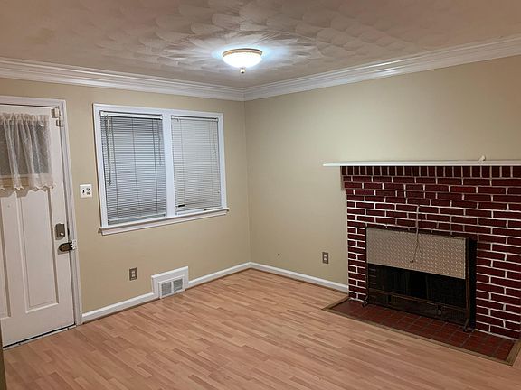 3rd image of 4521 Usange St