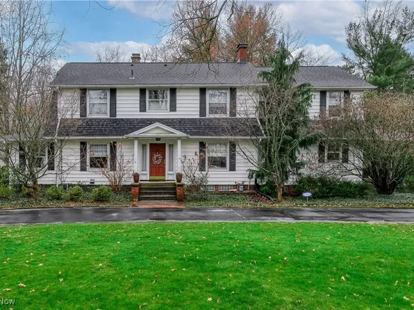 700 Knoll St SE, North Canton, OH 44709