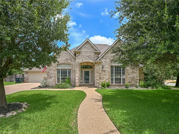 2107 Williams Way, Bryan, TX 77808
