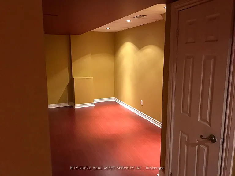 42 Keywood St — Photo 29