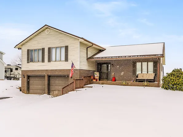 3858 Bainbridge Dr, Pulaski, VA 24301