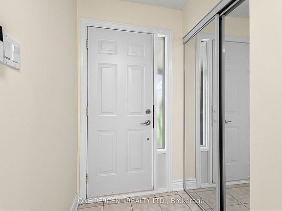 3rd image of 12 Appleby Cres