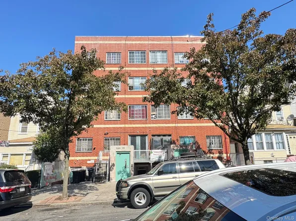 104-21 39th Avenue #211C, Corona, NY 11368