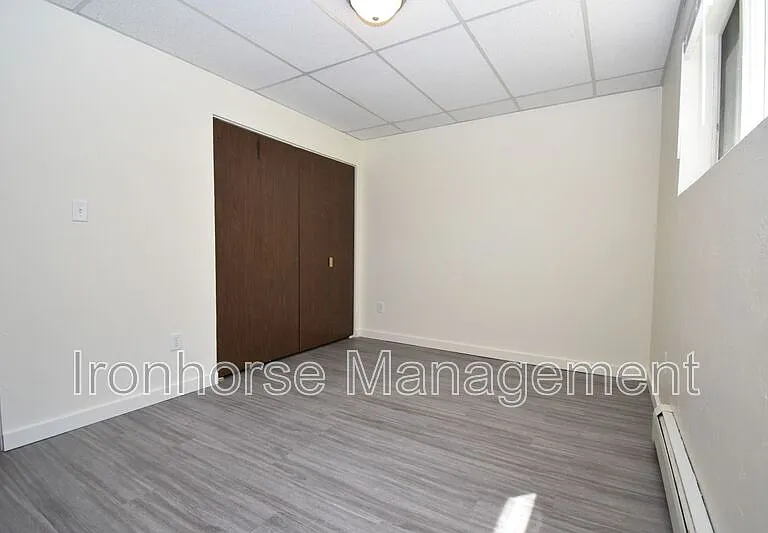 805 W Villard St #1 — Photo 8