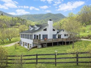 2206 Mountain Grove Rd, Franklin, NC 28734