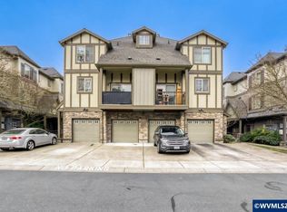 856 NE Wheelock Pl, Hillsboro, OR