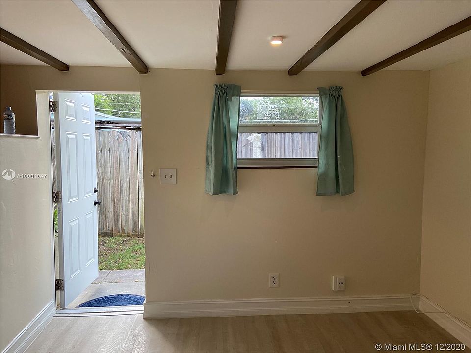1st image of 2527 Coolidge St #0