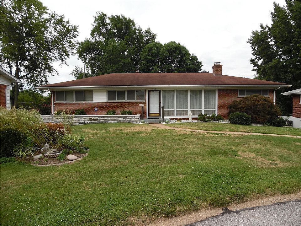 1st image of 8893 Red Oak Dr