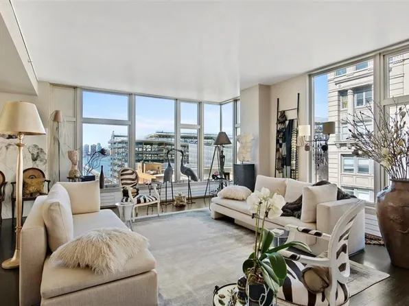 304 Spring Street image 1 of 9