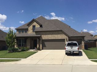 328 Thompson Dr, Van Alstyne, TX 75495