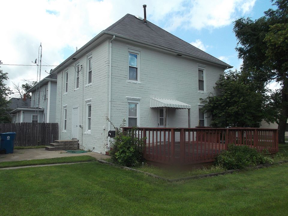 2nd image of 914 Rocky St