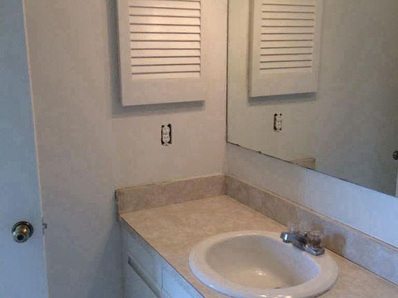Master bedroom sink