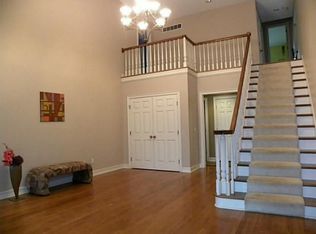 25903 Edinborough Cir, Perrysburg, OH