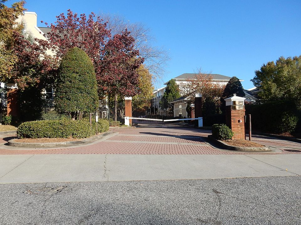 2nd image of 375 Highland Ave