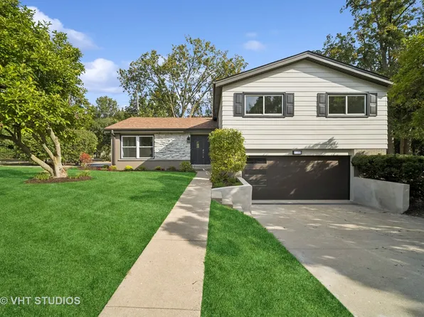 1009 Marvell Ln, Highland Park, IL 60035