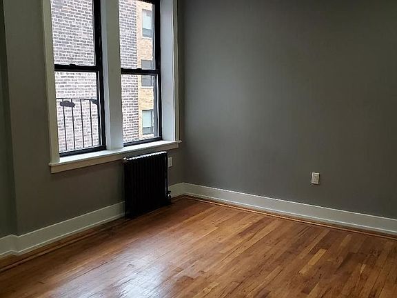3rd image of 427 W 51st St #E6