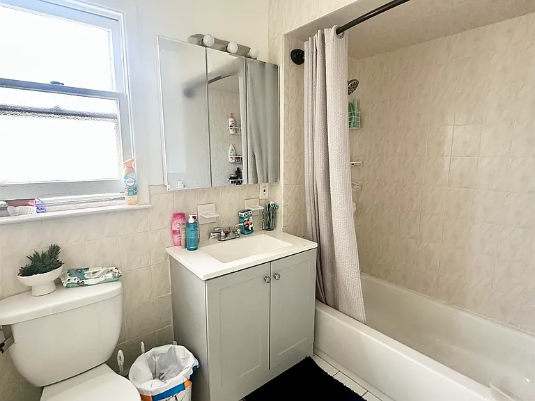 5706 Broadway #2 — Photo 5