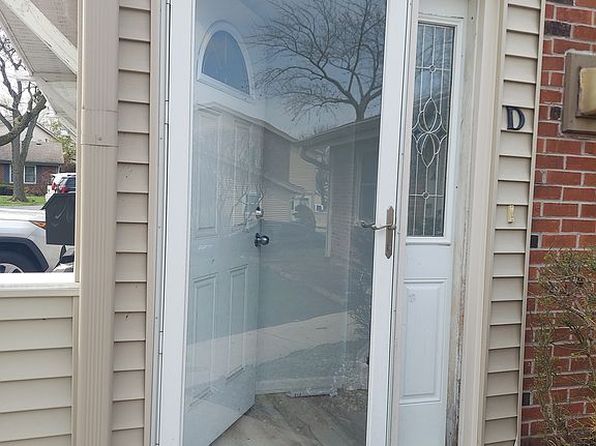 207 Emerson Ct UNIT D