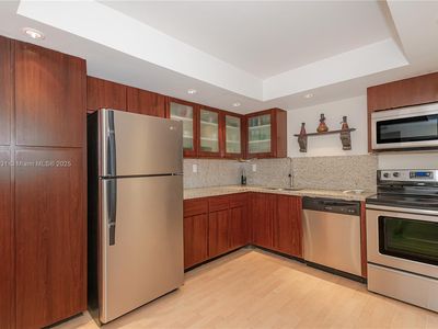 400 Leslie Dr APT 923, Hallandale Beach, FL, 33009