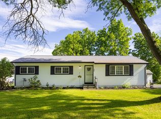 32 Princess Dr, Rochester, NY 14623