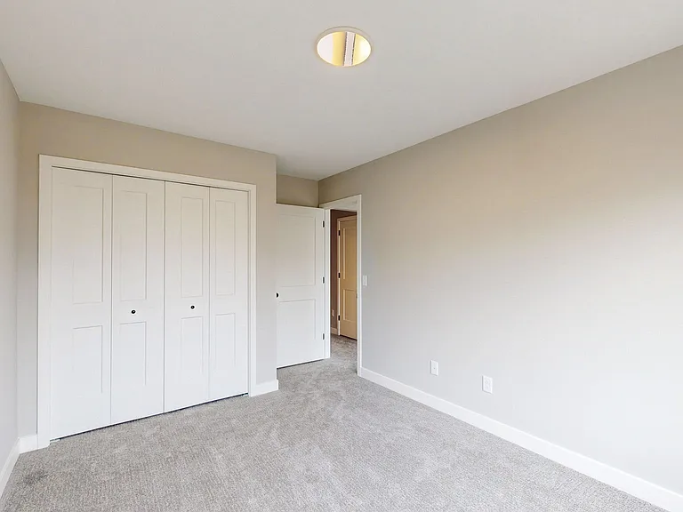 16026 Kenyon Ave #1 — Photo 22