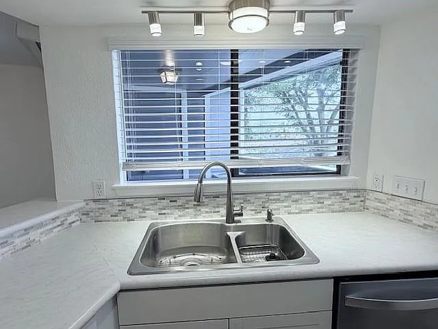 2500 Burleson Rd #713 — Photo 9